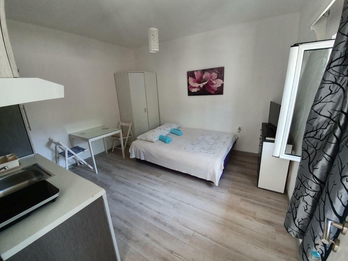 Studio Apartments Ilija Kotor Buitenkant foto