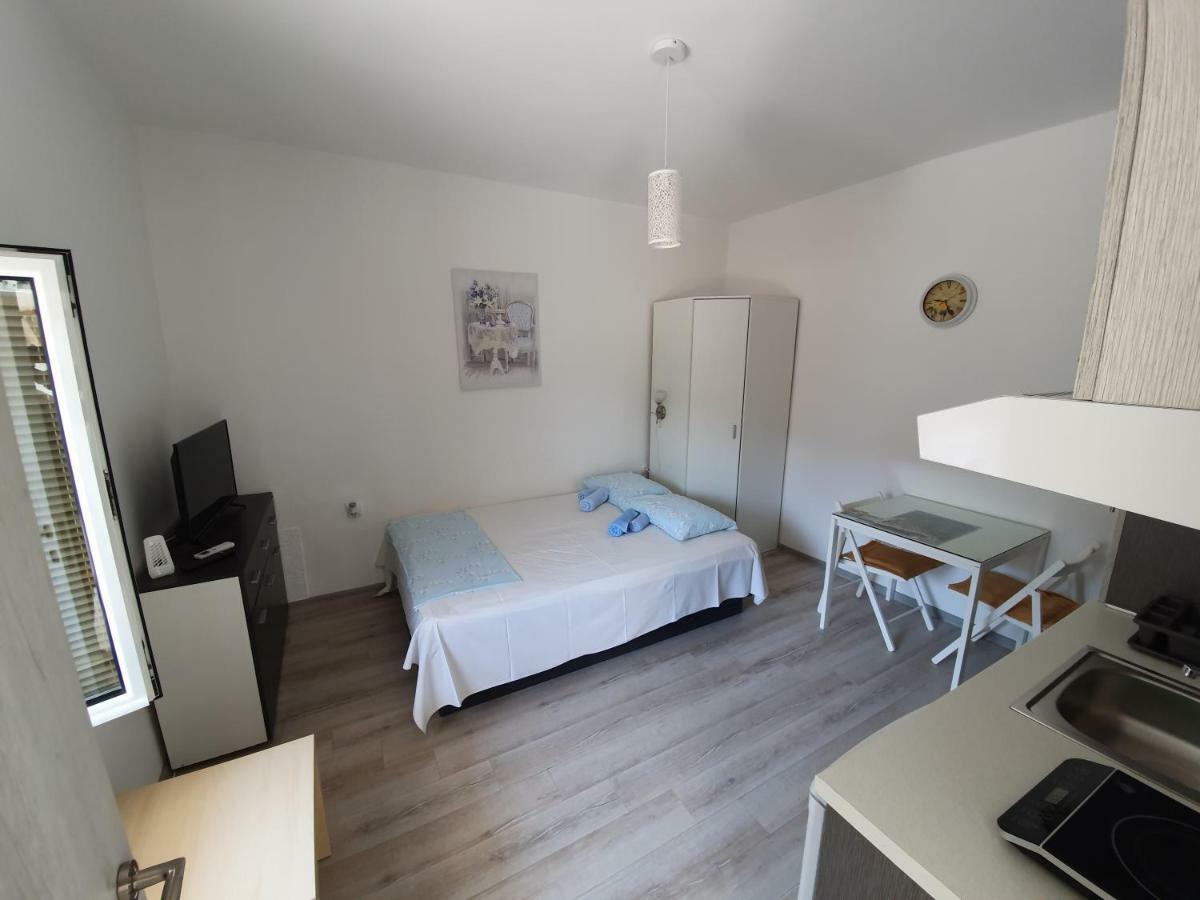 Studio Apartments Ilija Kotor Buitenkant foto